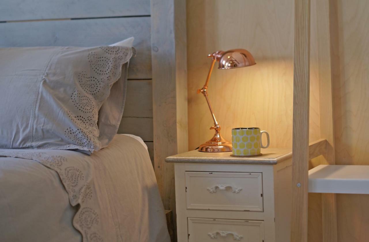 Westbury Cross House Bed & Breakfast ภายนอก รูปภาพ